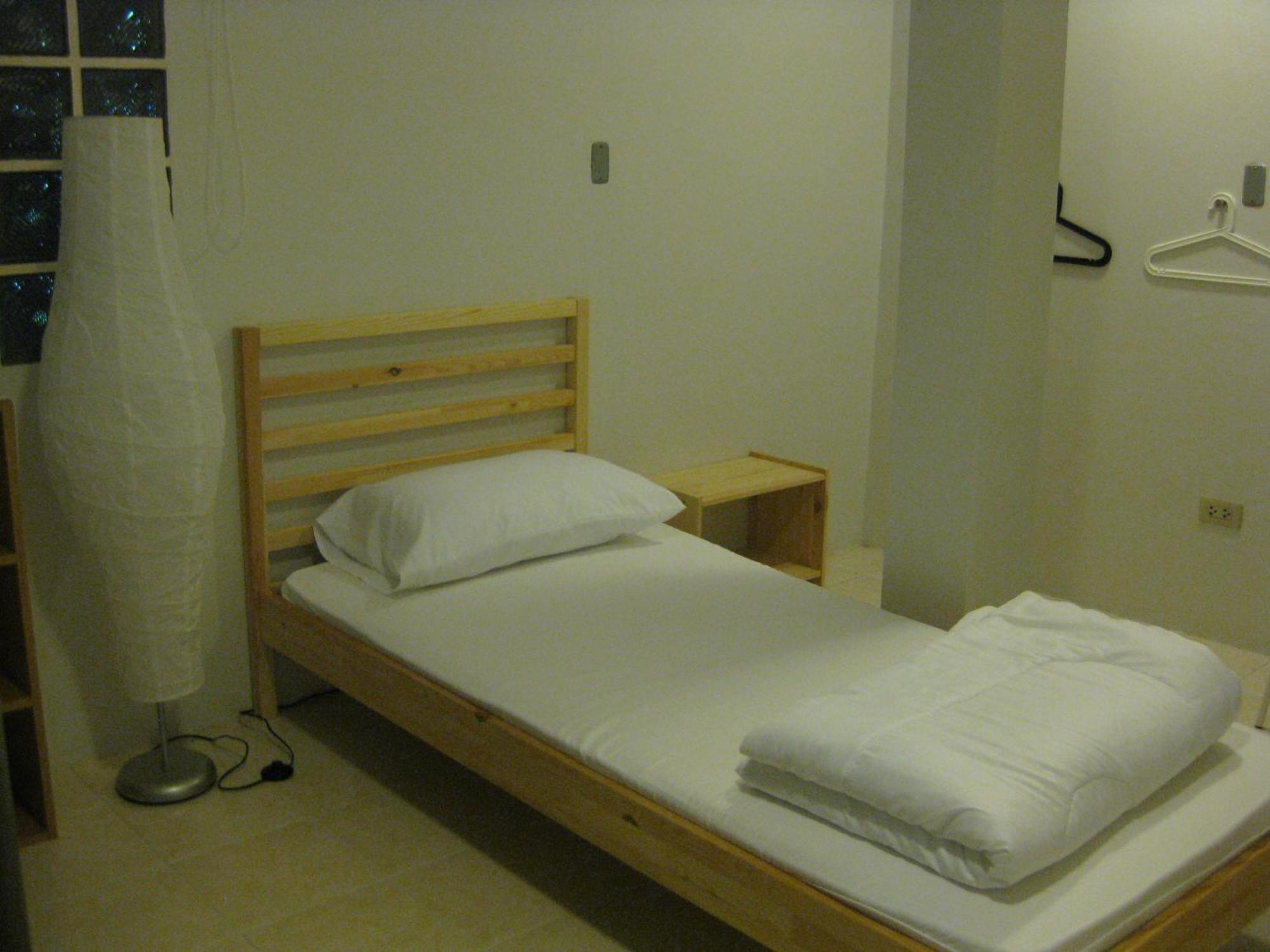 Rest 3 Hostel Bangkok Kültér fotó