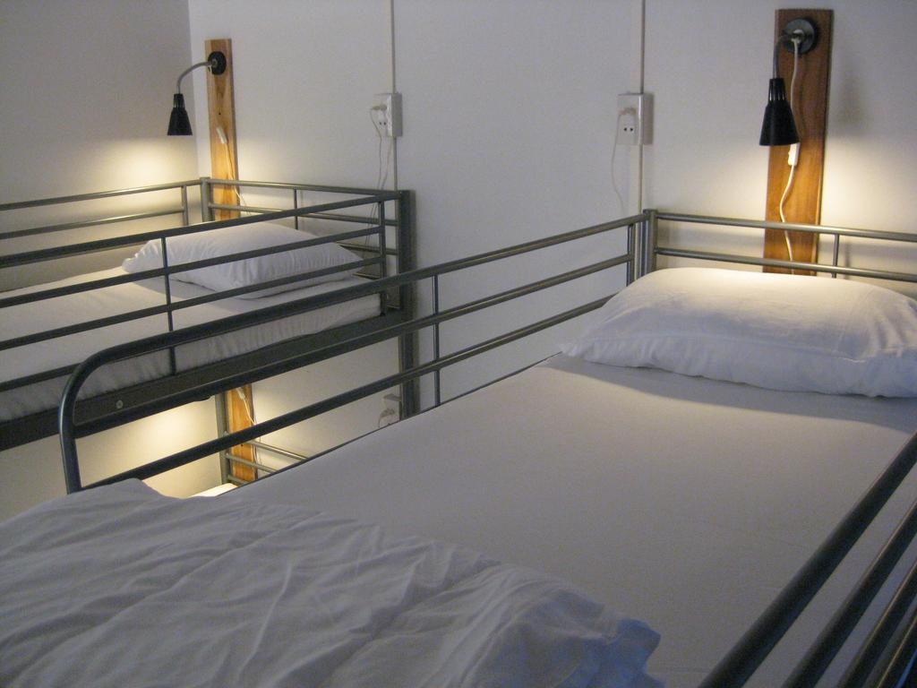 Rest 3 Hostel Bangkok Kültér fotó