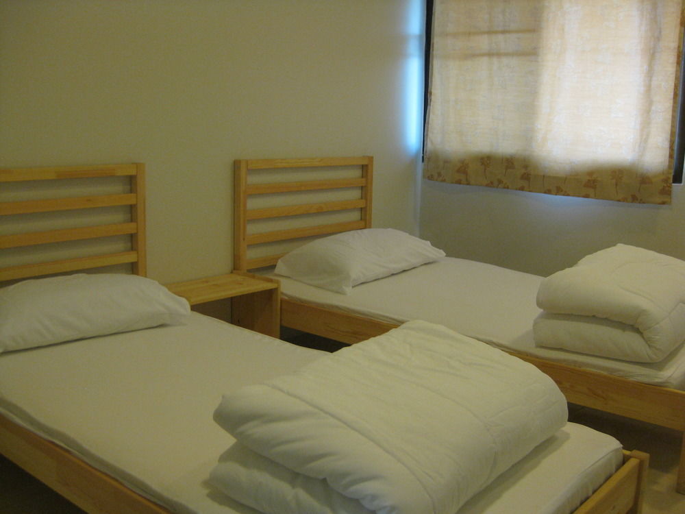 Rest 3 Hostel Bangkok Kültér fotó